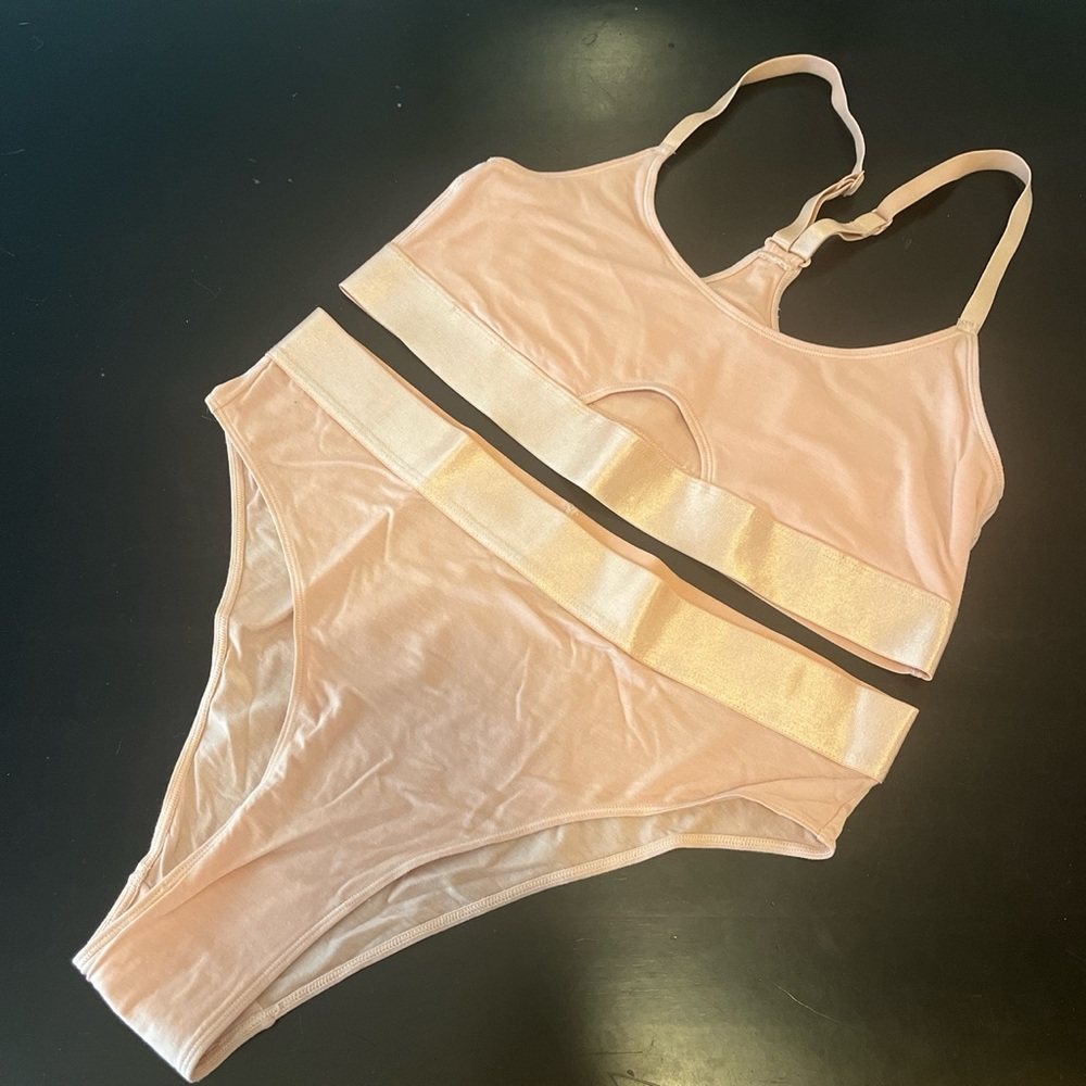 Bralette and underwear set
